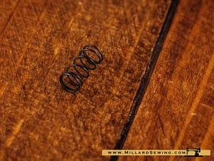 Pull Off Spring for Singer 600, 700, 1000, & 1400 Class Sewing Machines