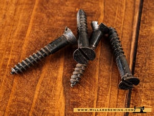 Screw, Coarse Wood, 1.25" from Singer Treadle Cabinet