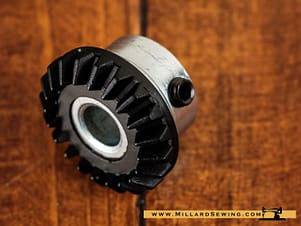 Gear, Lower Vertical for Singer 600 Class Sewing Machines