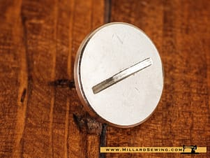 Screw, Handwheel Retaining for Pfaff 1000-1200 Series Sewing Machines