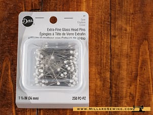 Pins, Extra-Fine Glasshead (1-3/8″) 250 Piece Set by Dritz