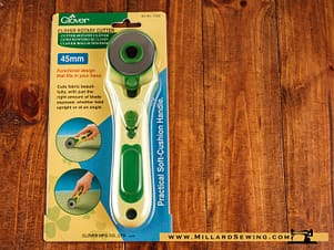 Rotary Cutter (45mm) with Soft Grip Handle by Clover