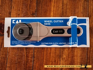 Rotary Cutter (45mm) by Kai