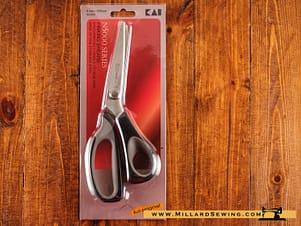 Scissors, 9" Pinking Shears by Kai