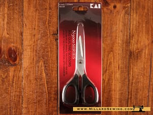 Scissors, 6" Rag Quilt Scissors by Kai