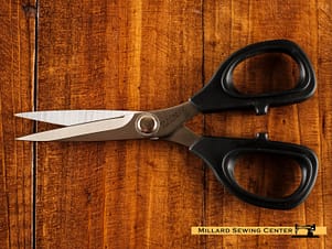Scissors, 5 1/2" Embroidery Scissors by Kai