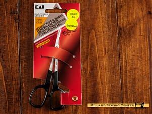 Scissors, 5″ Embroidery Scissors Double Curved, Serrated with Blunt Tip by Kai