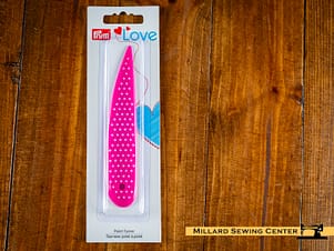 Point Turner, Available in Turquoise or Pink by Prym Love