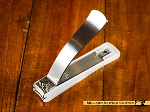 Nail Clipper, 3 5/8" w/Built in Nail File by Kai