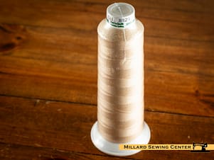 AeroQuilt 40wt Polester Thread in 8821 Pearl by Madeira