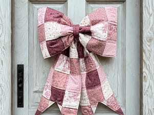 Home Decor Pattern, The Big Giant Quilted Bow by Lindsey Grace