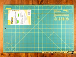 Cutting Mat 12″X18″ in Green by Olfa