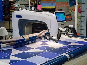 Grace Elite Series Longarm With Quilters Evolution Hoop Frame