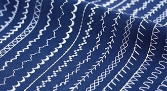 59 Built-In StitchesCreate unique projects by utilizing the 59 stitches for basic and decorative sewing.