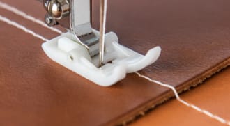 DC Motor For Powerful & Stronger Stitching