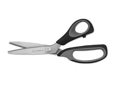 Scissors, 9" Pinking Shears by Kai - Image 3