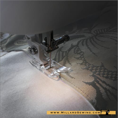 Elna eXplore 160 Mechanical Sewing Machine - Image 8